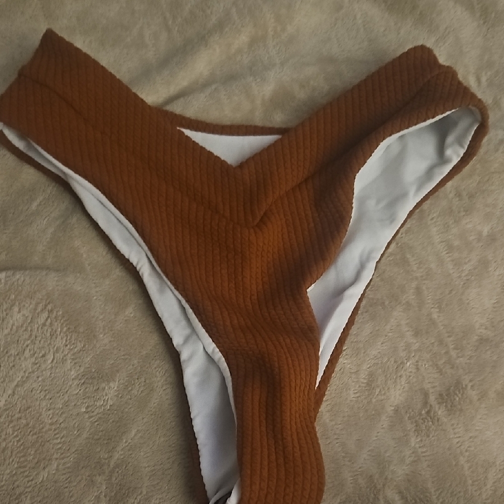 Brown Ribbed Bikini Set - Picture 3 of 4